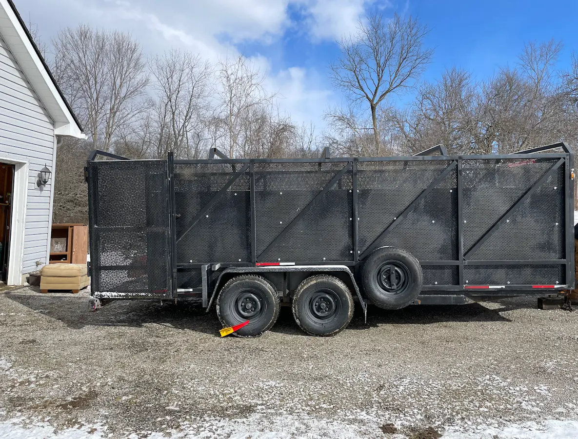 3 Yard Dumpster Rental in Vineyard, CA